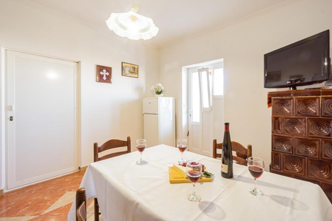 Ferienwohnung Jasko I Jelica Beautiful View Metajna Exterior foto